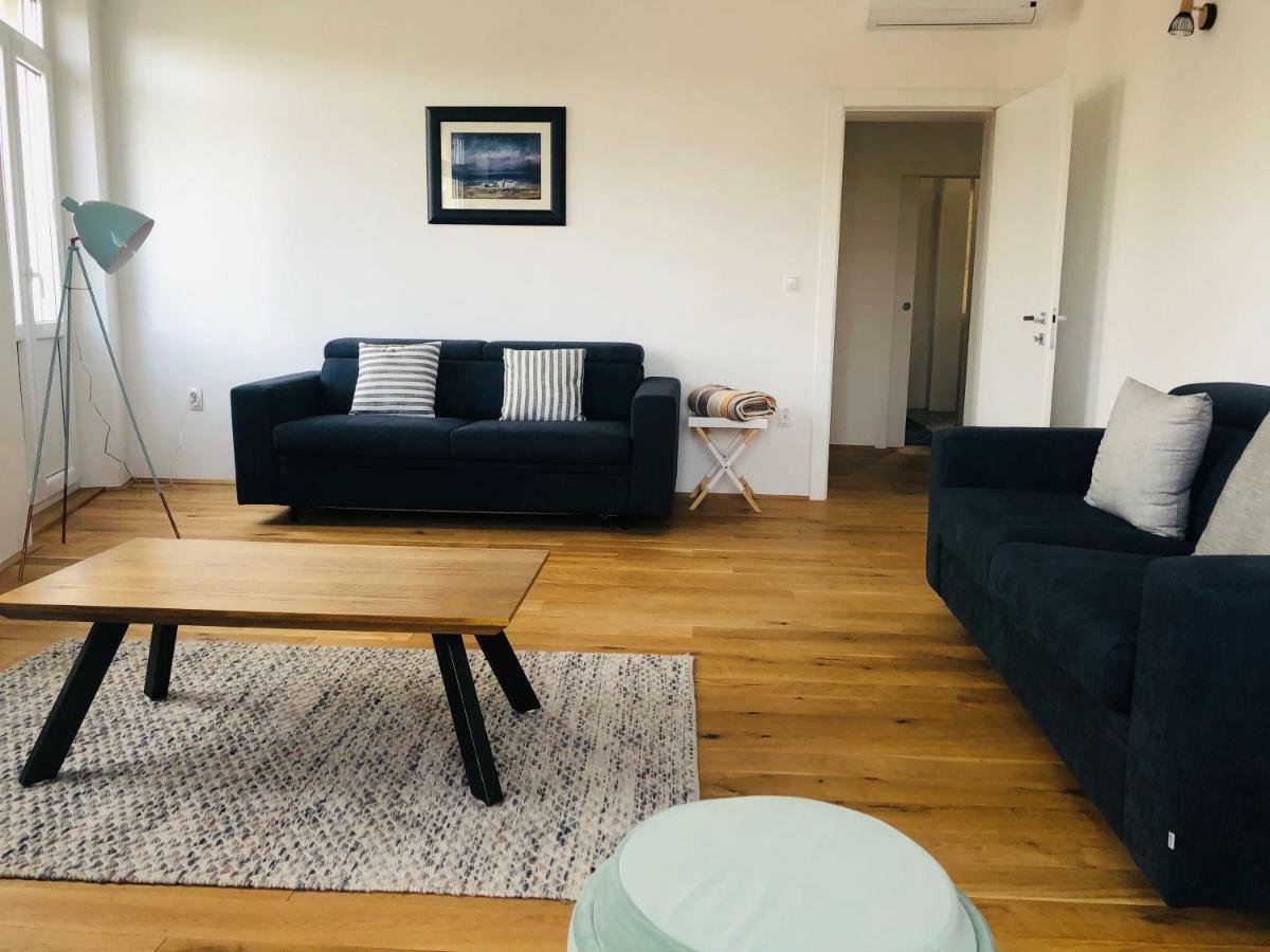 Kolovare Beachfront Apartment Zadar Eksteriør bilde