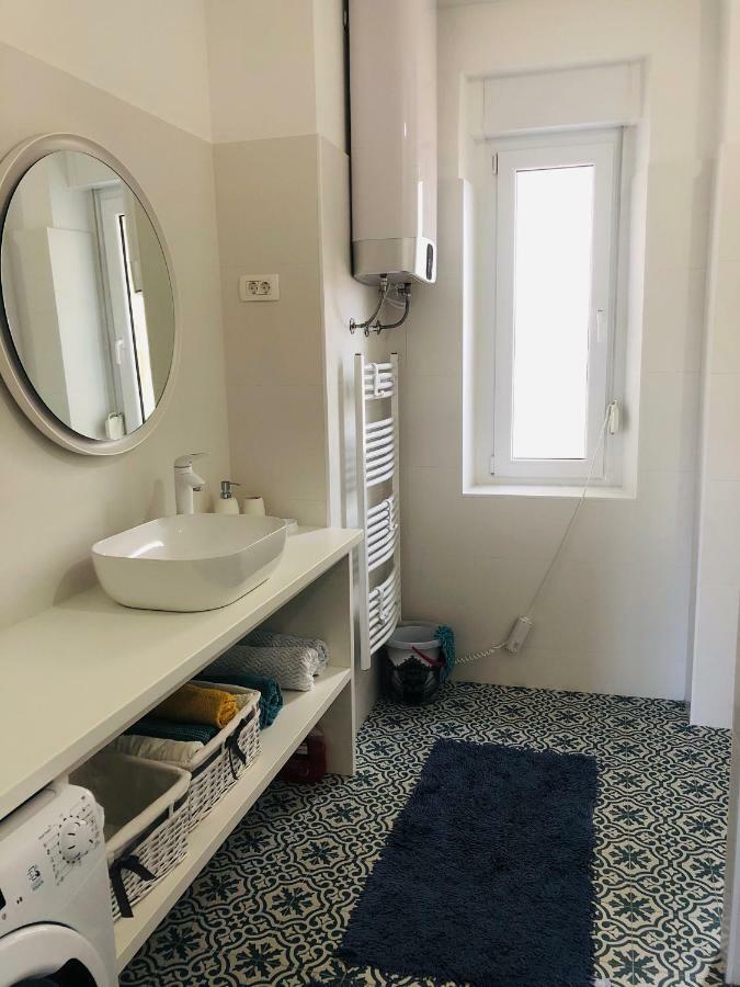 Kolovare Beachfront Apartment Zadar Eksteriør bilde